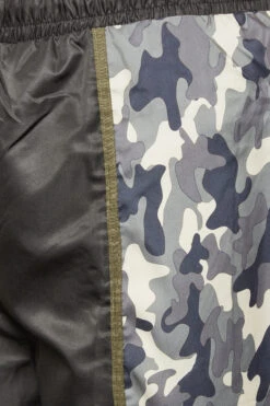 KAM Big & Tall Khaki Green Camo Print Swim Shorts -Menswear Mode Sales Store b40f8afa dd0b 46 207731 Z