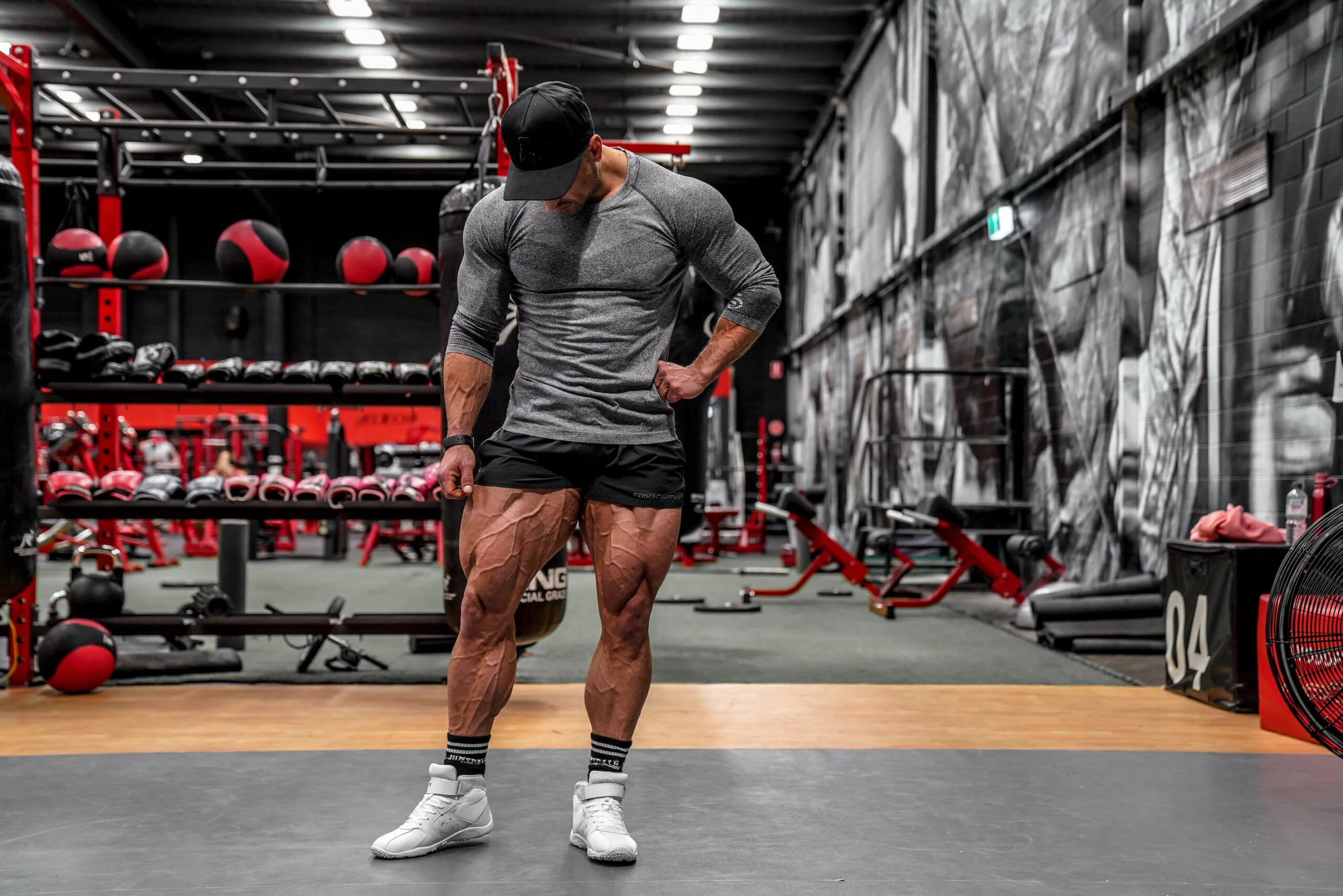 Menswear Mode Sales Store -Menswear Mode Sales Store ultra seamless long sleeve tee mens strong liftwear 521475 scaled